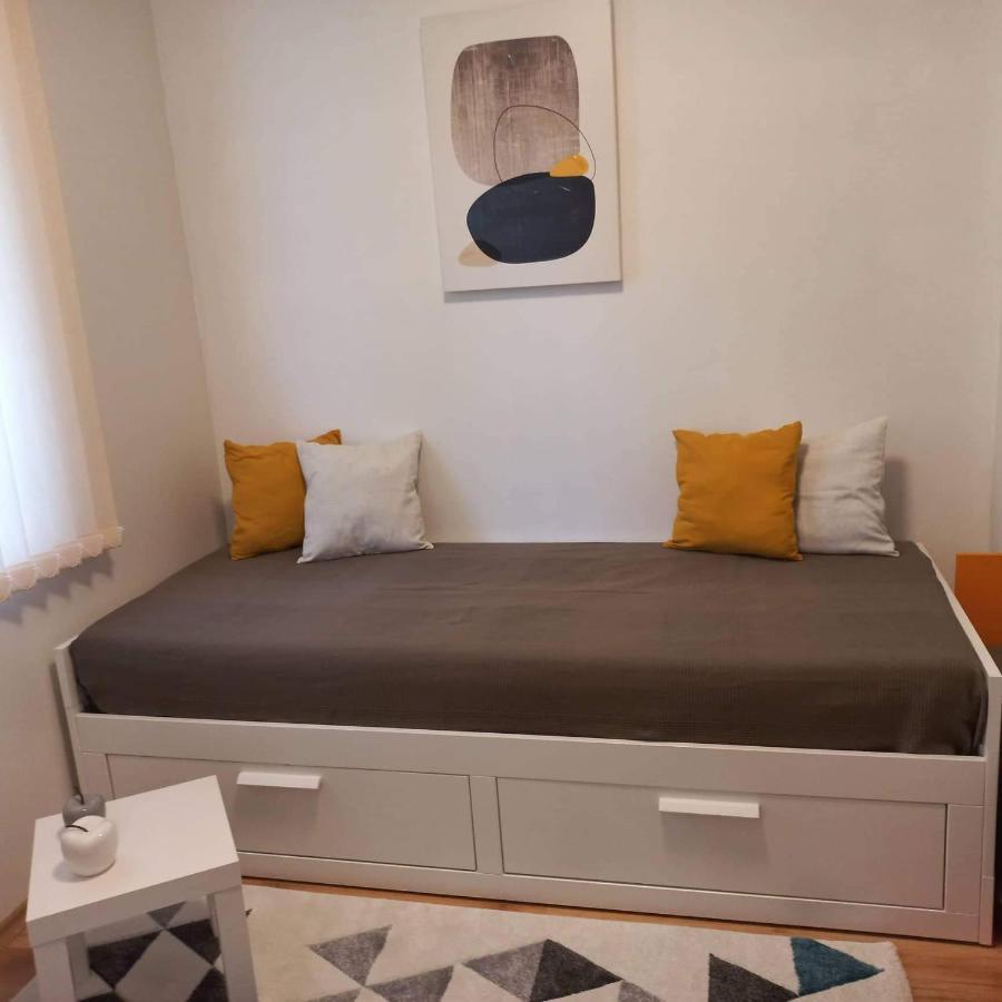 Saint Nicholas Varna Lovely 2 Bedroom Apartment With Sunny Garden Exterior foto
